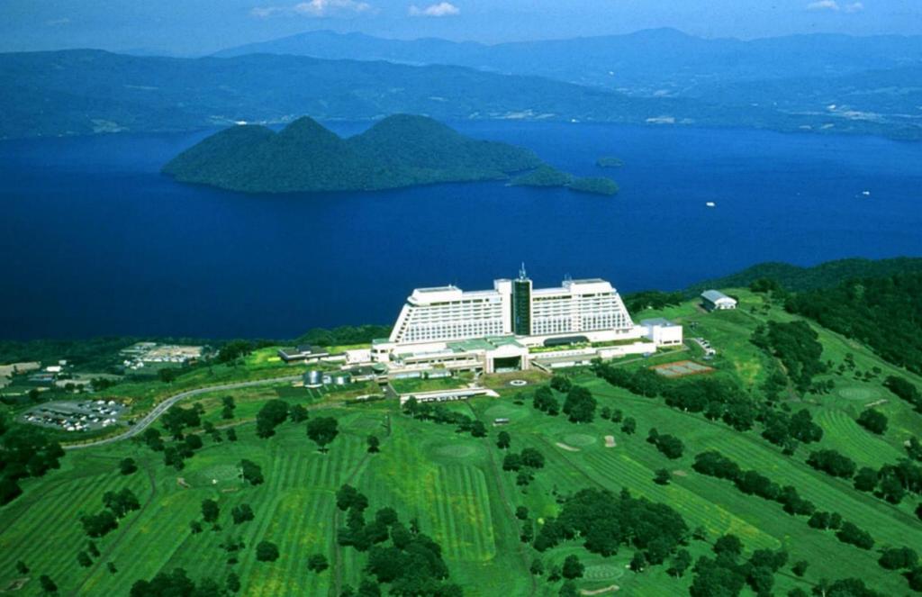 The Windsor Hotel Toya Resort & Spa (Lake Toya) 